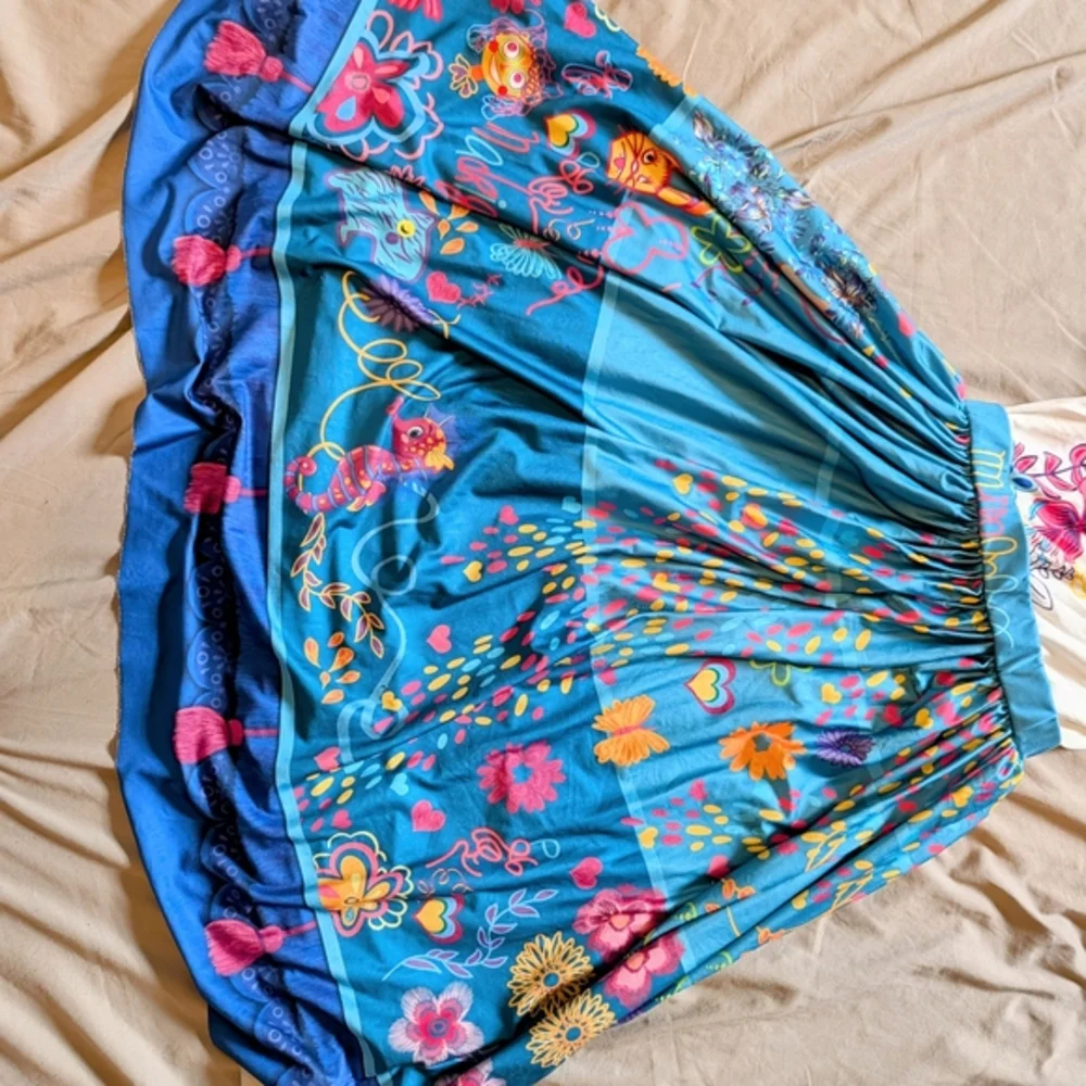 Disney‎ Encanto Mirabel Costume